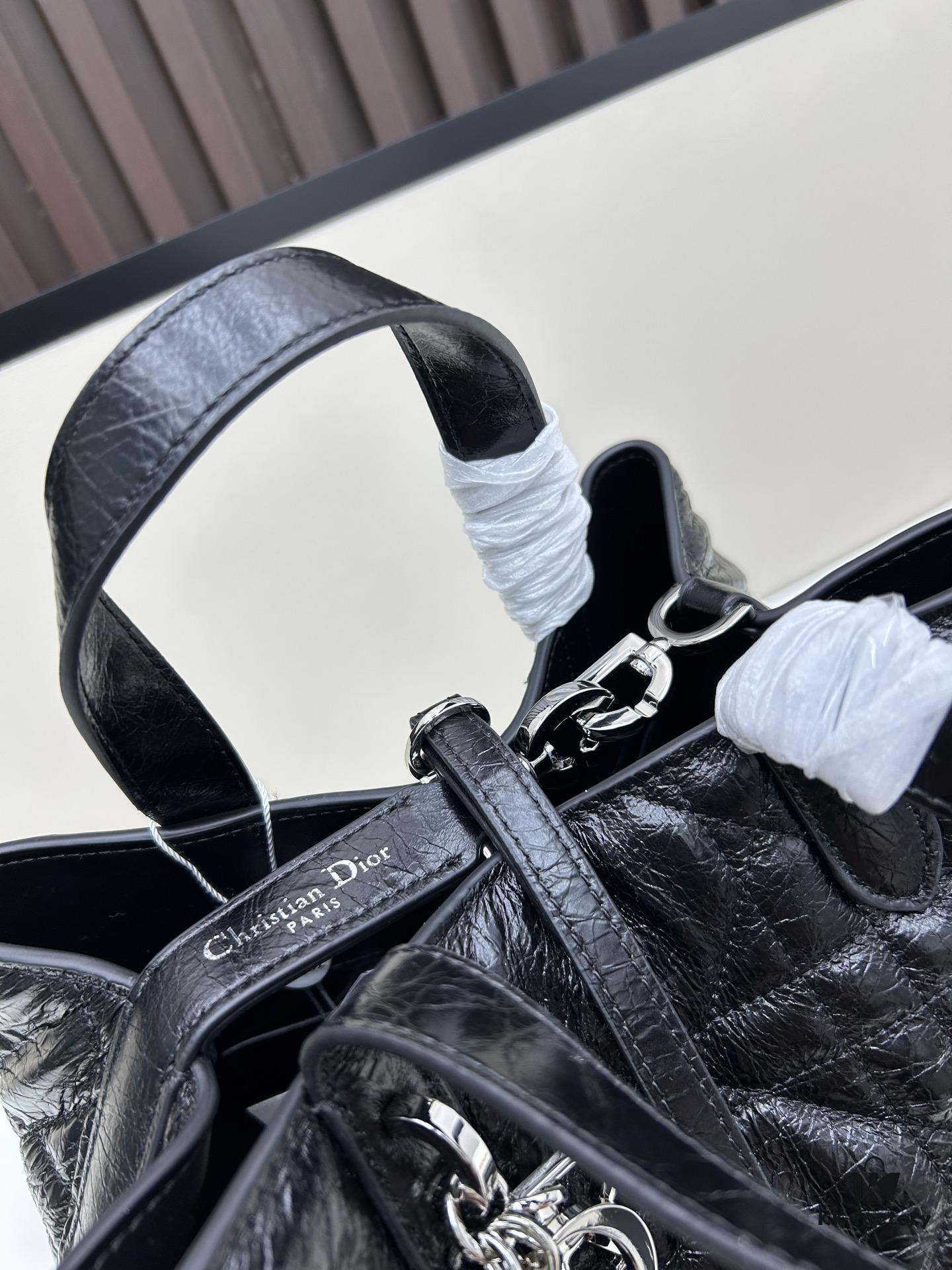 Dior Toujours Medium Vertical Leather Handbag in Blush Beige with Cannage Stitching