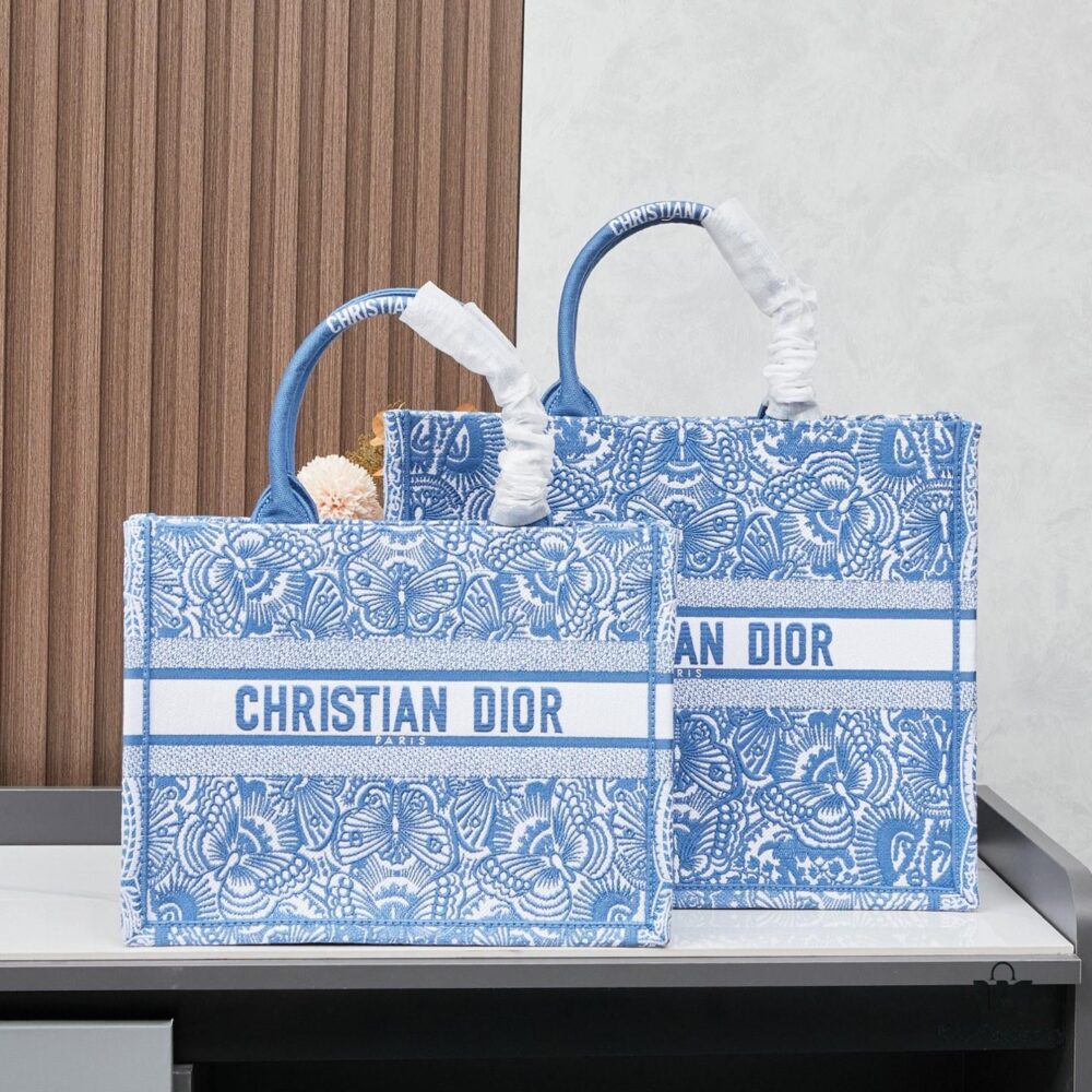 Original Order Embroidered Medium Di0r Book Tote