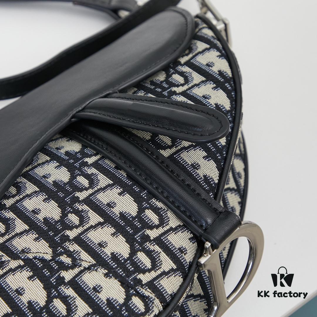 Small Size with Black Dior Saddle Bag with Silver Buckle in Box