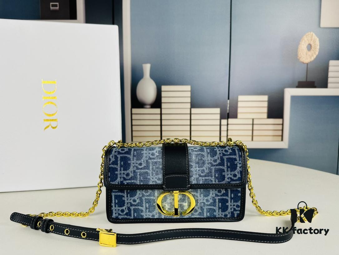 Small 30 Montaigne East-West Chain Bag in Denim Dior Oblique Jacquard