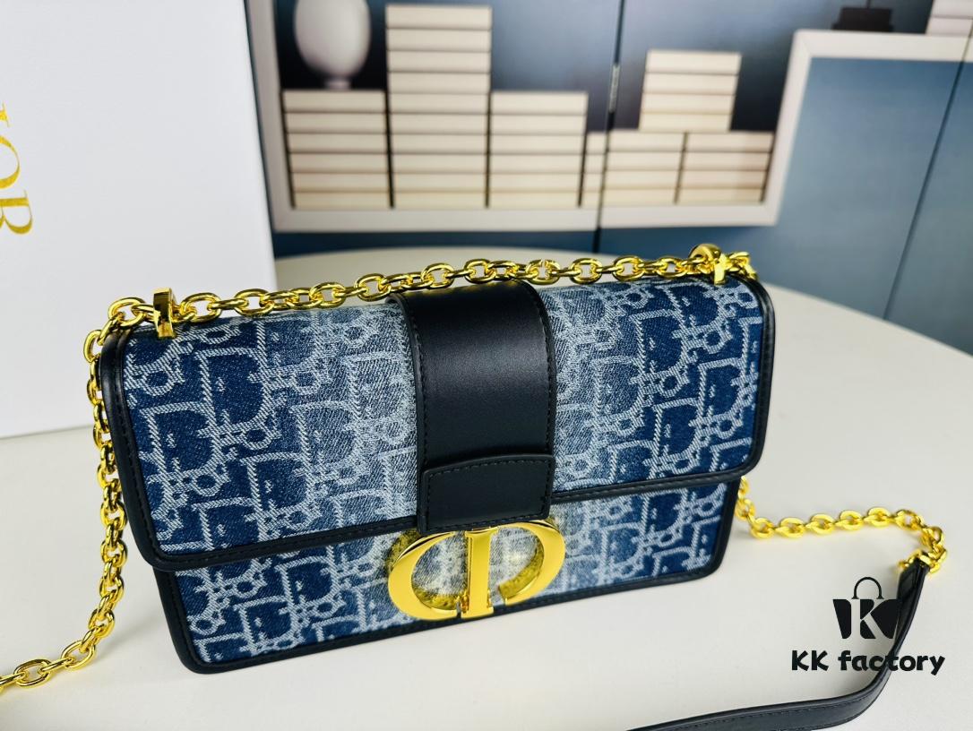 Large 30 Montaigne East-West Chain Bag in Denim Dior Oblique Jacquard