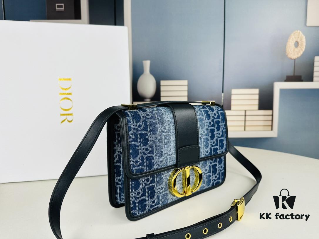 Large 30 Montaigne East-West Handbag in Denim Dior Oblique Jacquard