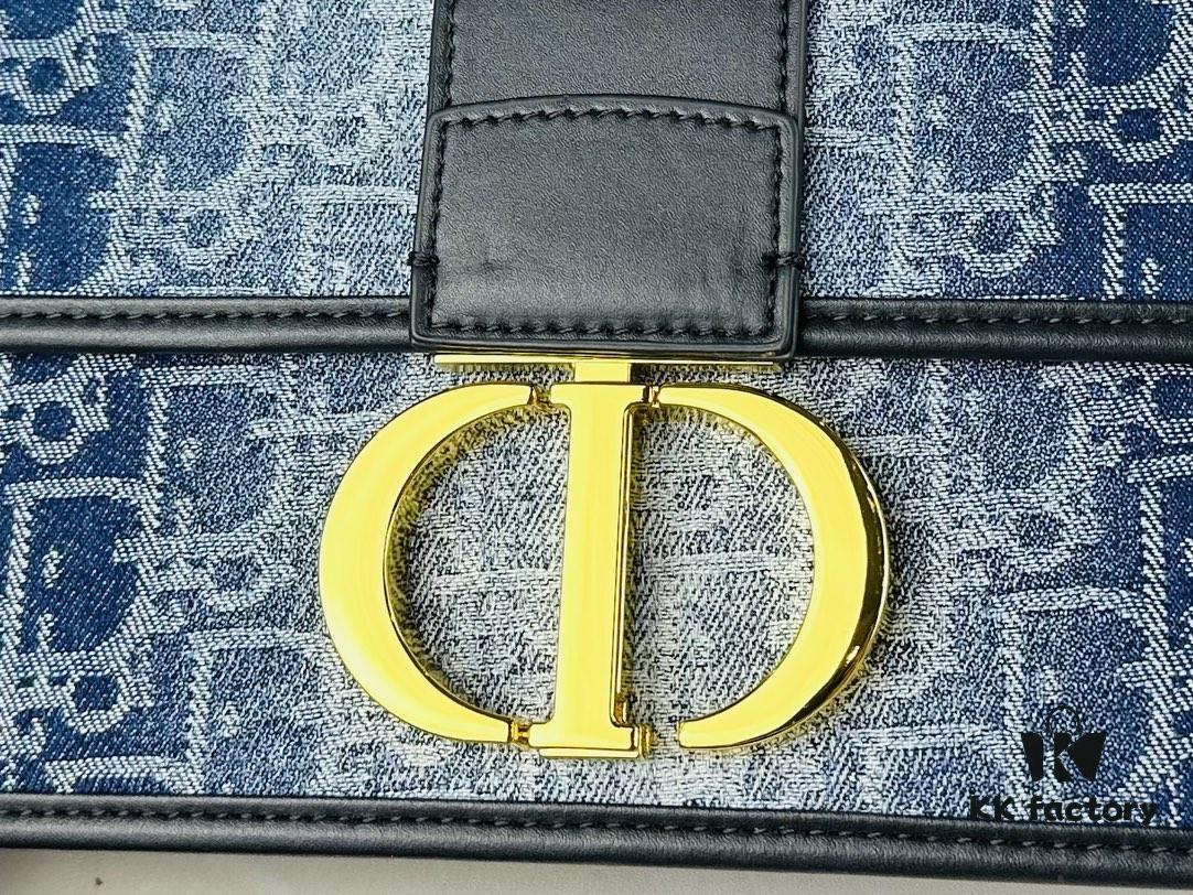 Large 30 Montaigne East-West Handbag in Denim Dior Oblique Jacquard