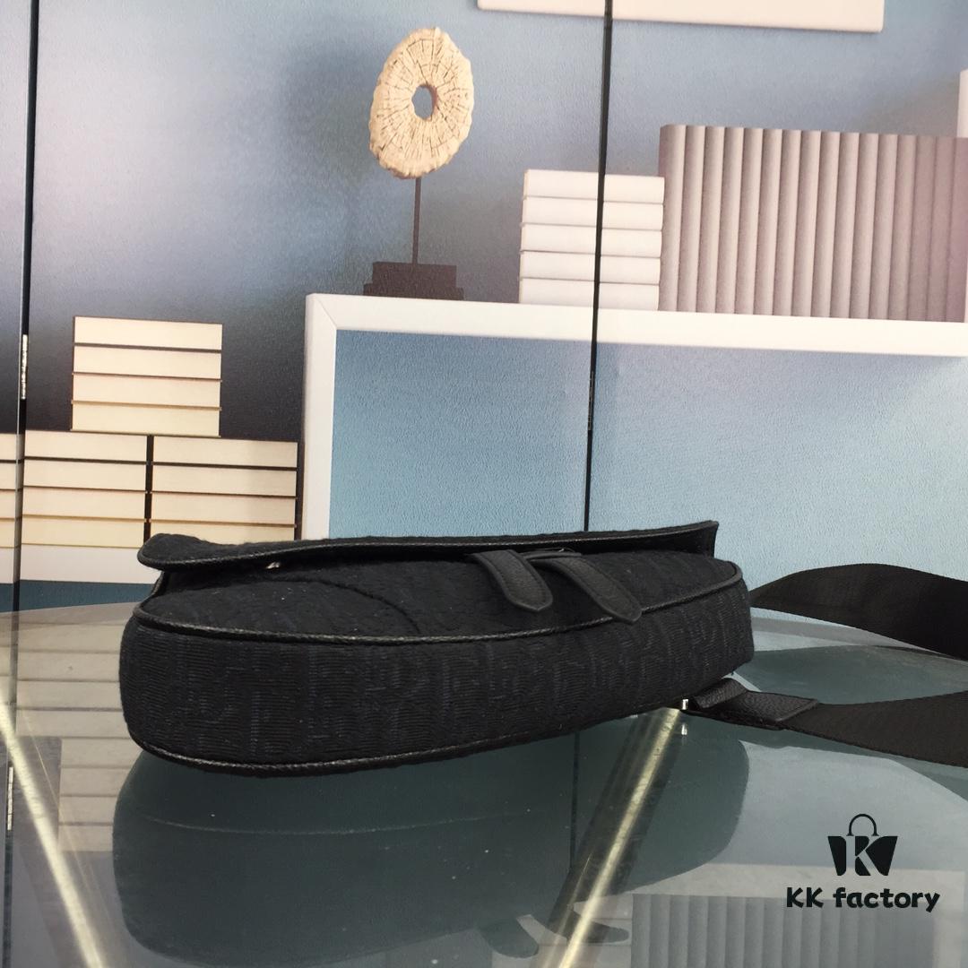 High-Quality Dior Men's SADDLE Crossbody Bag / Chest Bag