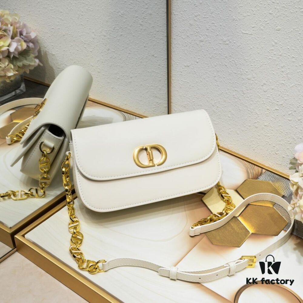 Upgraded Version Shipment 🔥 Comes with Box | Authentic Quality Dior Bobby Bag, New Retro Style Tote