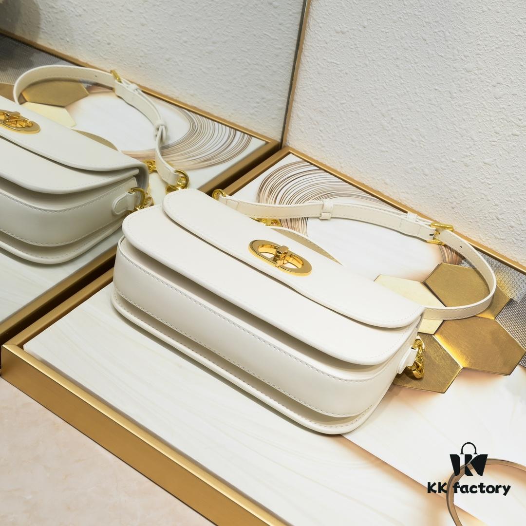 Upgraded Version Shipment 🔥 Comes with Box | Authentic Quality Dior Bobby Bag, New Retro Style Tote