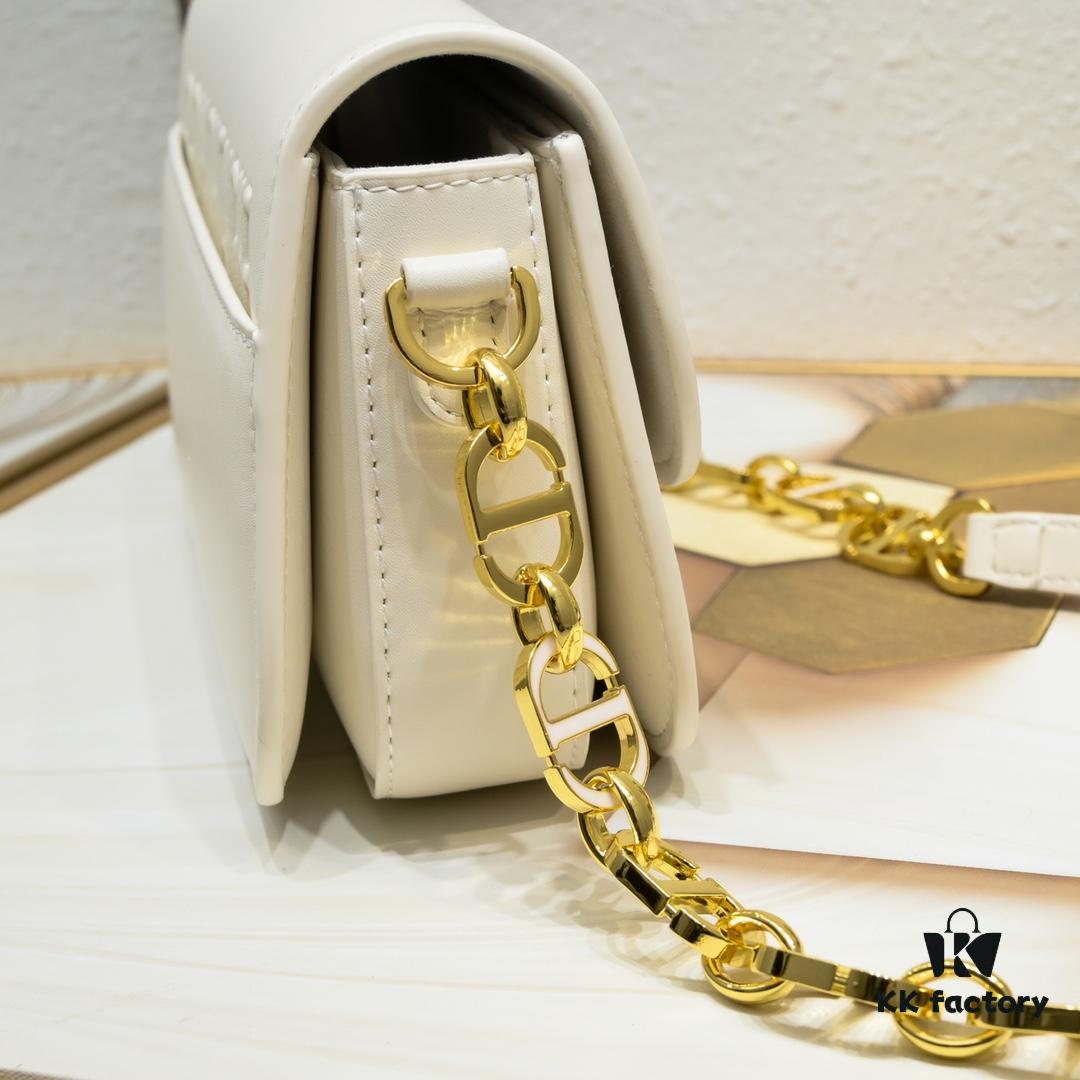 Upgraded Version Shipment 🔥 Comes with Box | Authentic Quality Dior Bobby Bag, New Retro Style Tote