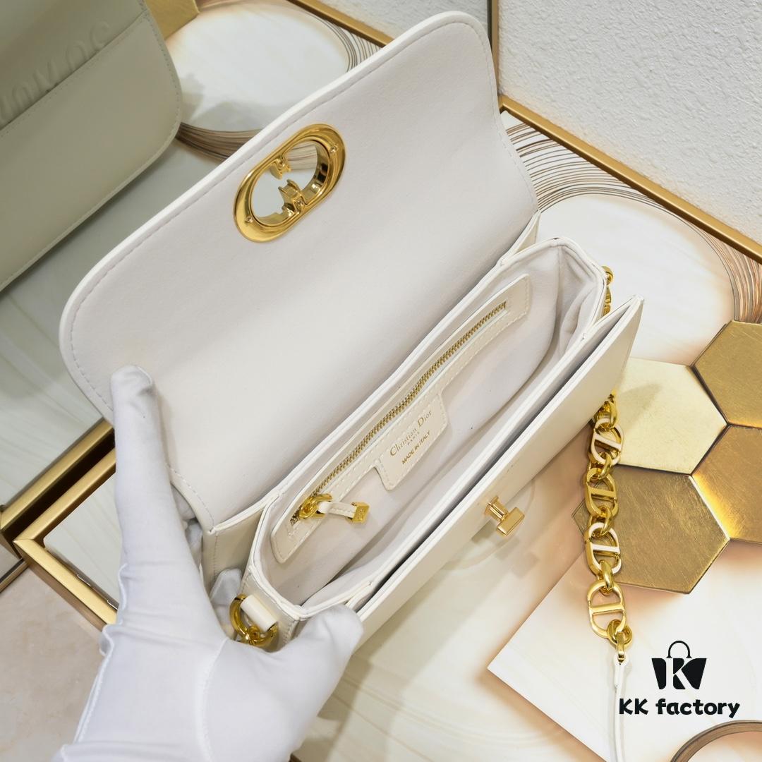 Upgraded Version Shipment 🔥 Comes with Box | Authentic Quality Dior Bobby Bag, New Retro Style Tote