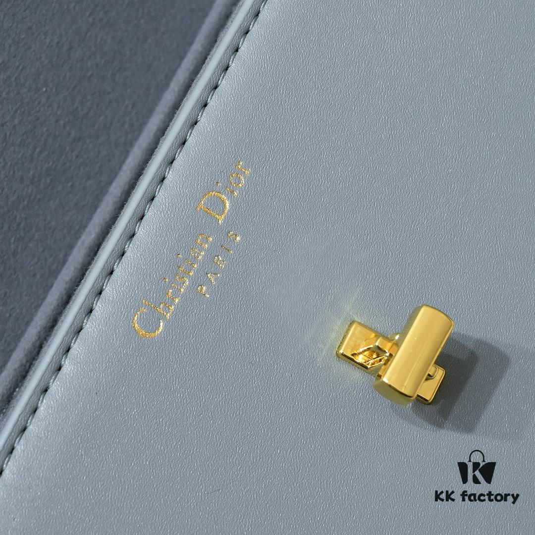 Upgraded Version Shipment 🔥 Comes with Box | Authentic Quality Dior Bobby Bag, New Retro Style Leather Handbag