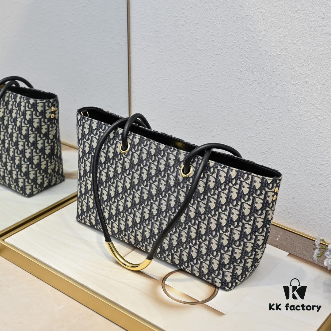 Top-Grade Original Dior Toujours Handbag