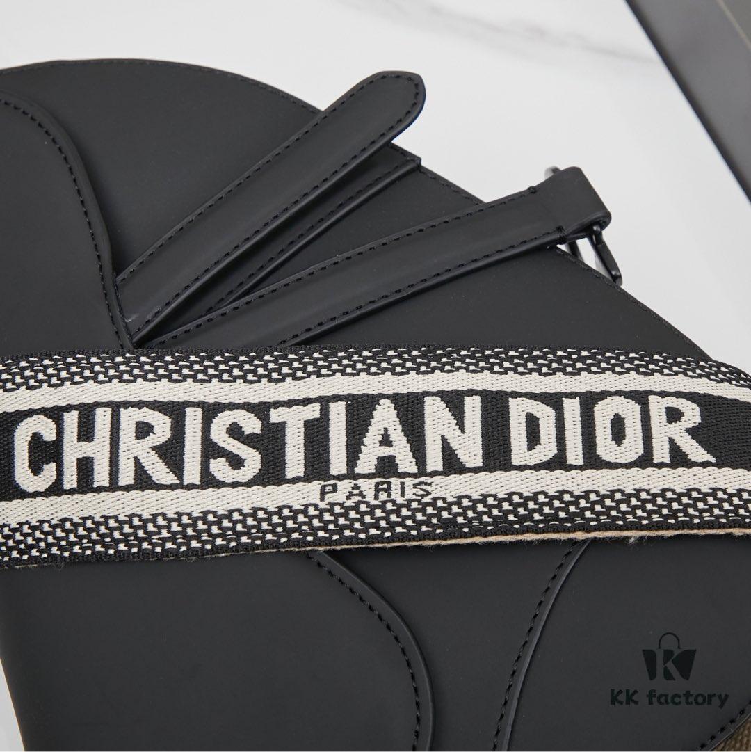 Matte Finish with Wide Strap New Arrival ☀【Includes Premium Gift Box】Large Size: 24.5 x 20 x 5 cm