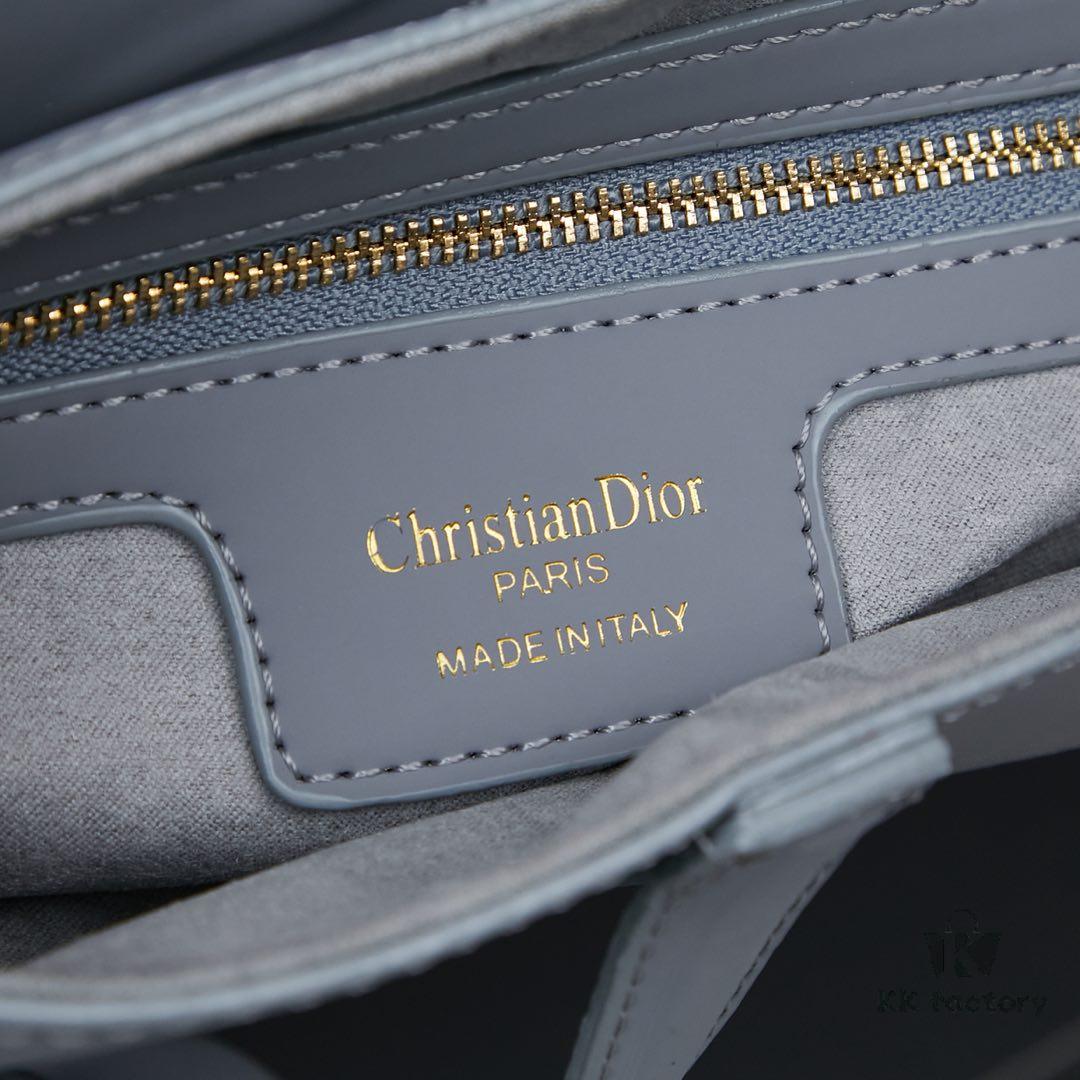 Matte Finish with Wide Strap New Arrival ☀【Includes Premium Gift Box】Large Size: 24.5 x 20 x 5 cm