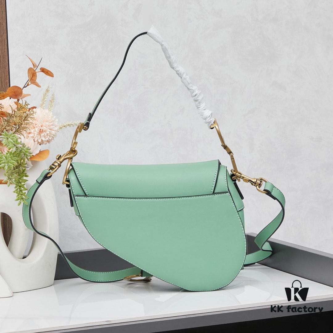 Twill with Mini Strap New Arrival ☀【Comes with Premium Gift Box】Large Size: 24.5 x 20 x 5 cm