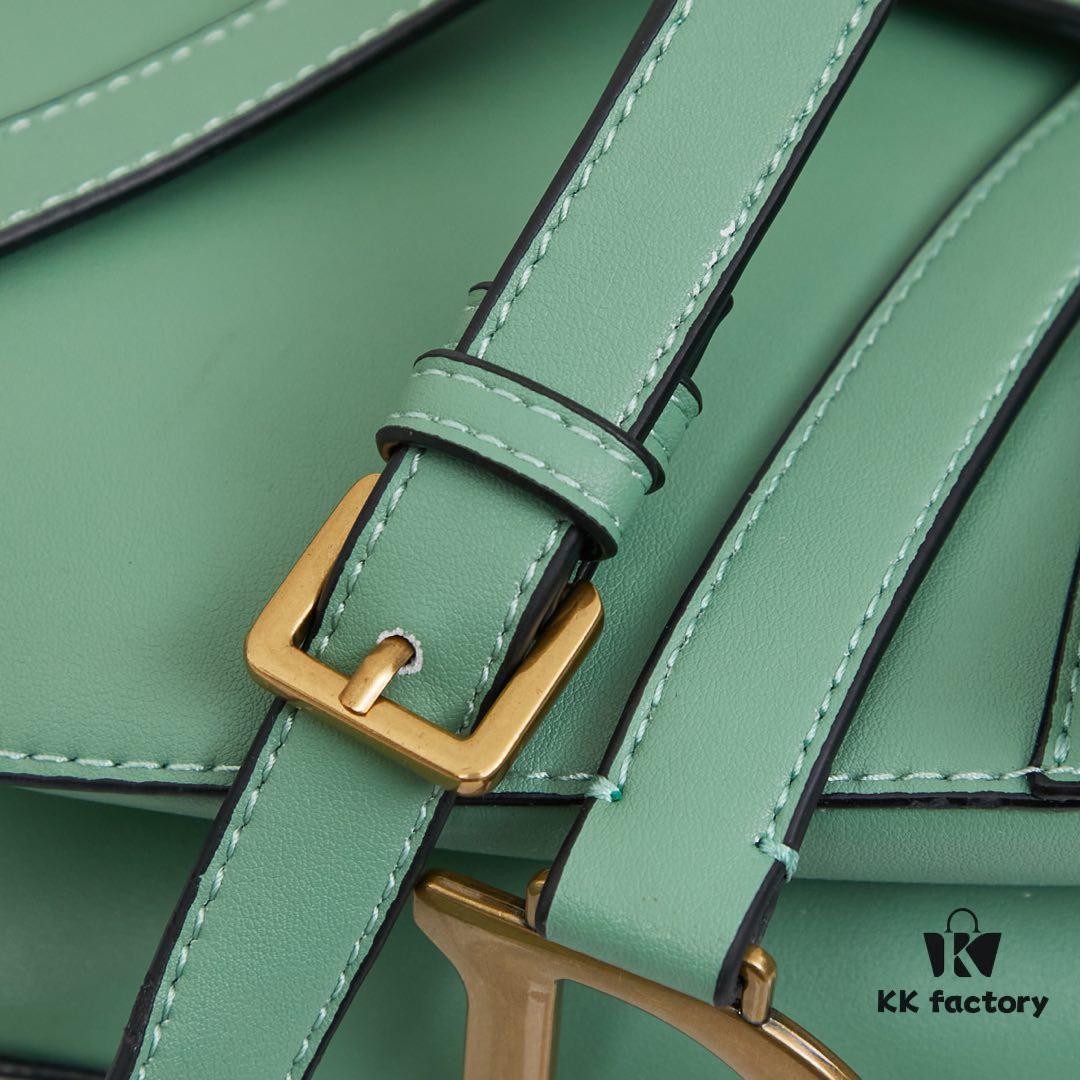 Twill with Mini Strap New Arrival ☀【Comes with Premium Gift Box】Large Size: 24.5 x 20 x 5 cm