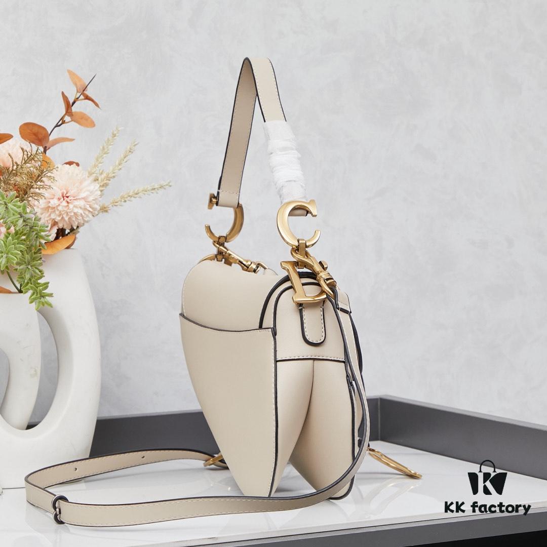 Classic Strap Small Shoulder Bag New Arrival ☀【Includes Premium Gift Box】Large Size: 24.5 x 20 x 5 cm