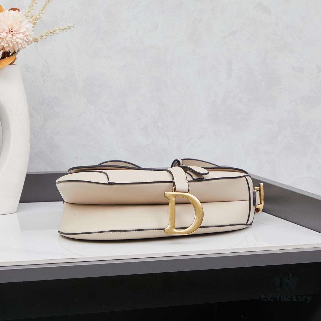 Classic Strap Small Shoulder Bag New Arrival ☀【Includes Premium Gift Box】Large Size: 24.5 x 20 x 5 cm