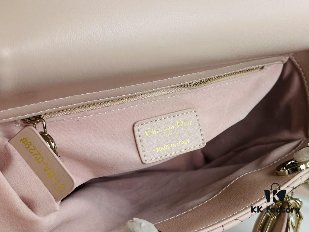 Large Lady Dior Bag with Silk Scarf, Quilted Cannage Pattern, Top-Grade Imported Leather