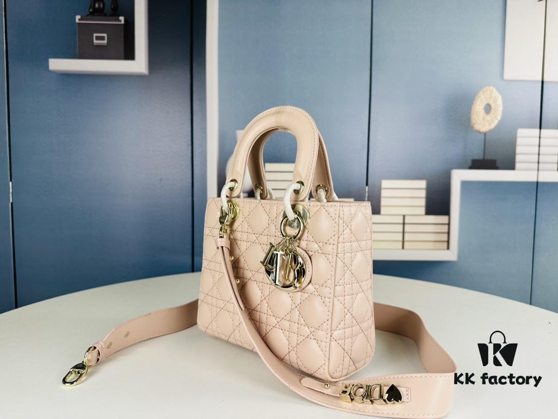 Medium Lady Dior Bag with Silk Scarf, Quilted Cannage Pattern, Top-Grade Imported Leather