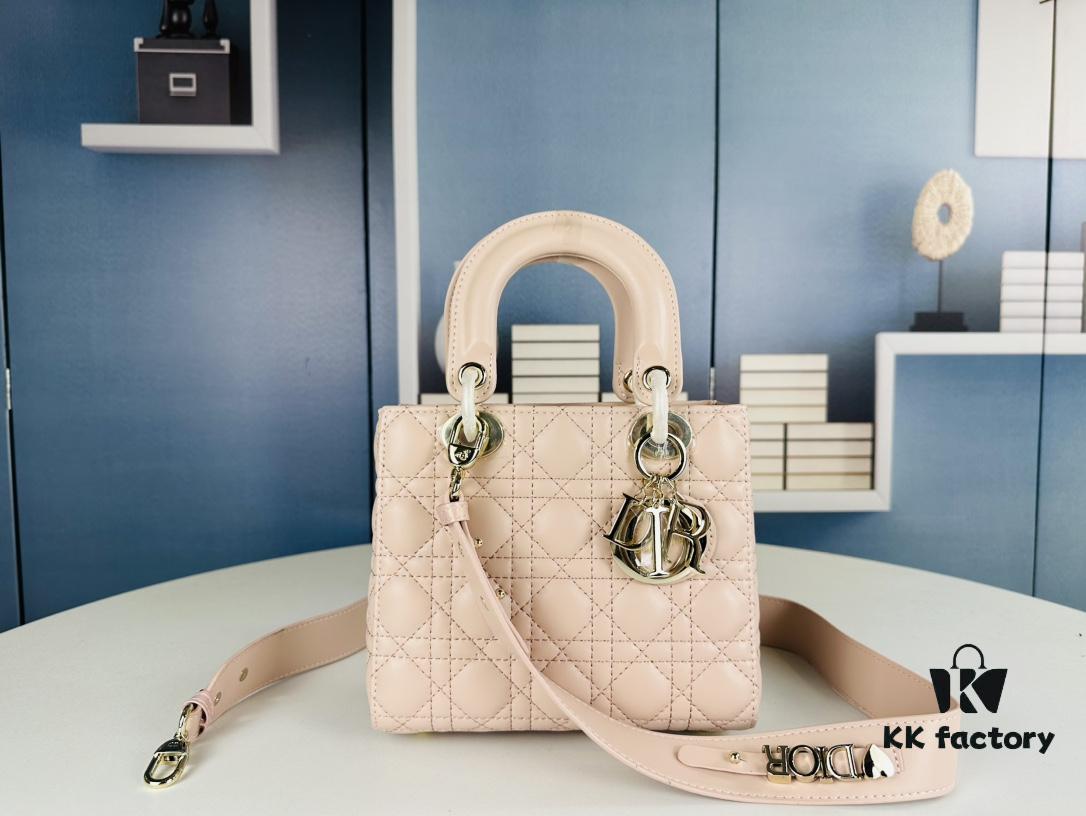 Medium Lady Dior Bag with Silk Scarf, Quilted Cannage Pattern, Top-Grade Imported Leather