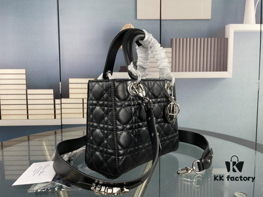 Medium Lady Dior Bag with Silk Scarf, Quilted Cannage Pattern, Top-Grade Imported Leather