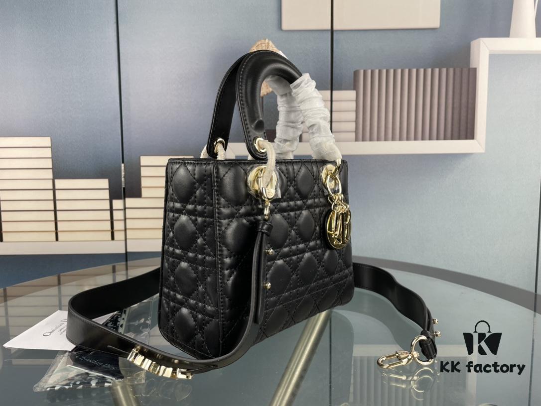 Medium Lady Dior Bag with Silk Scarf, Quilted Cannage Pattern, Top-Grade Imported Leather