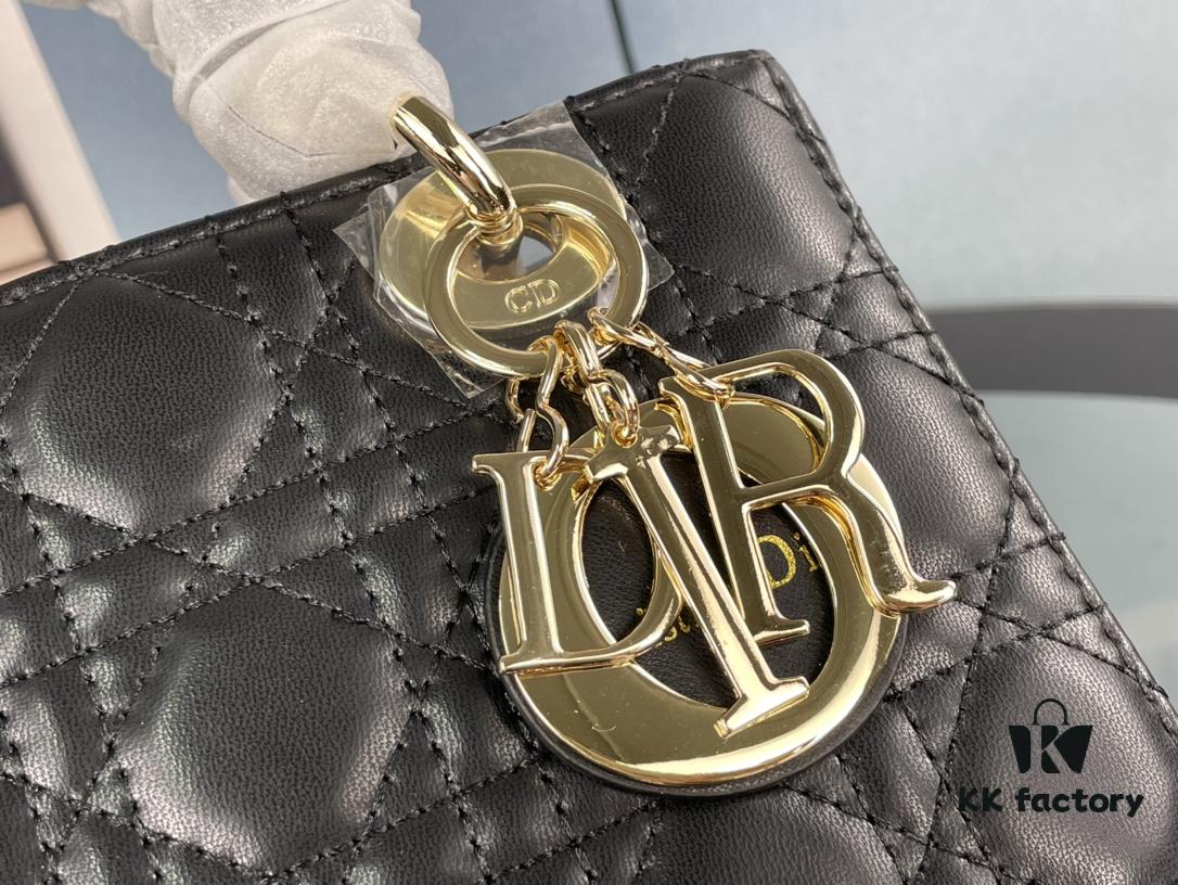 Medium Lady Dior Bag with Silk Scarf, Quilted Cannage Pattern, Top-Grade Imported Leather