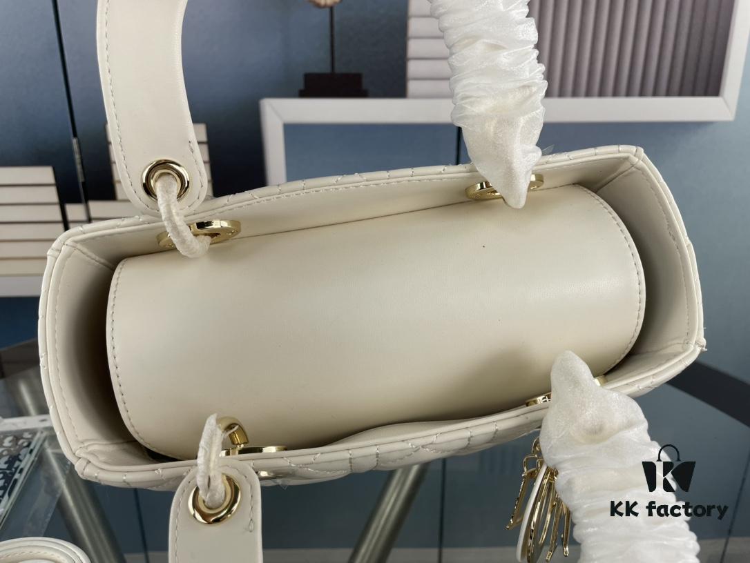 Large Lady Dior Handbag with Silk Scarf, Cannage Quilting, Top-Grade Imported Leather, Five Compartment Design