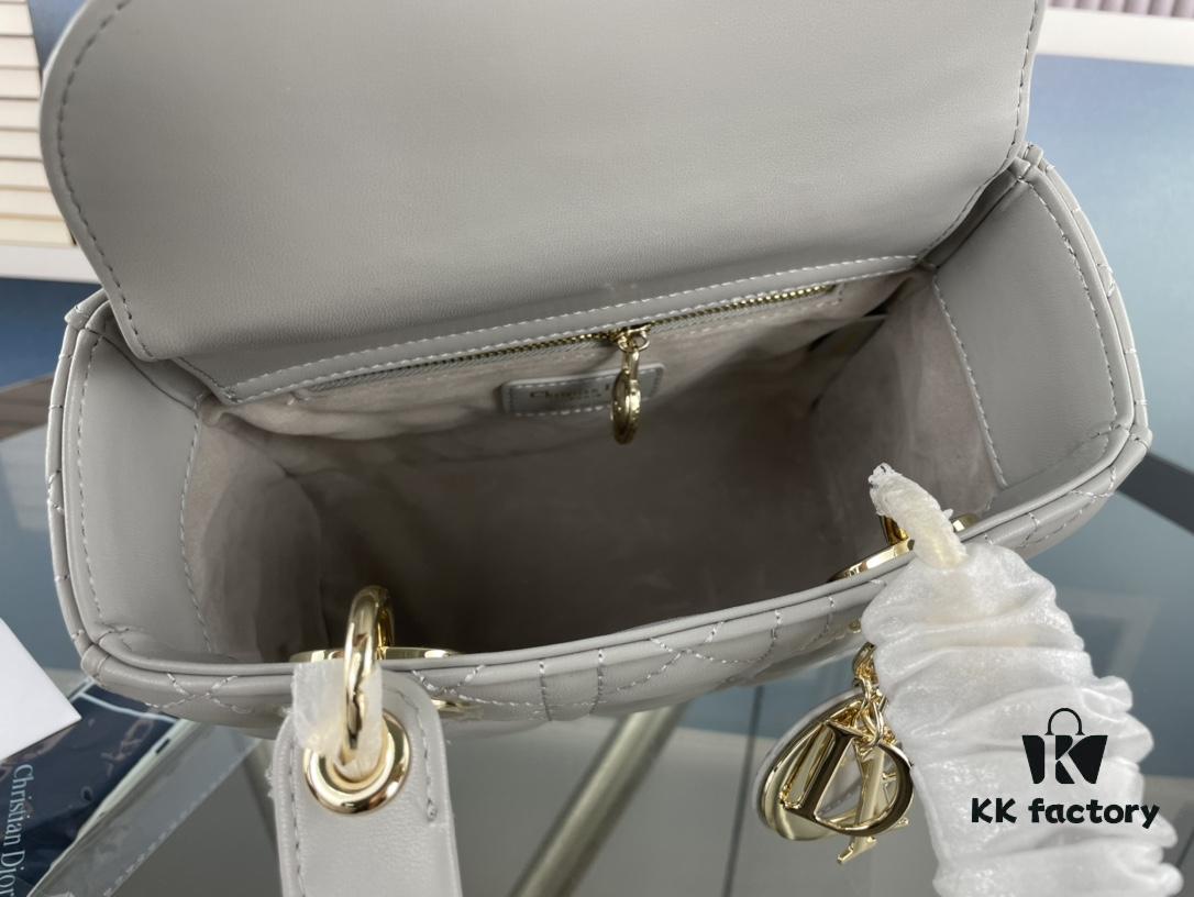 Medium Lady Dior Handbag with Silk Scarf, Quilted Cannage Pattern, Top-Grade Imported Leather