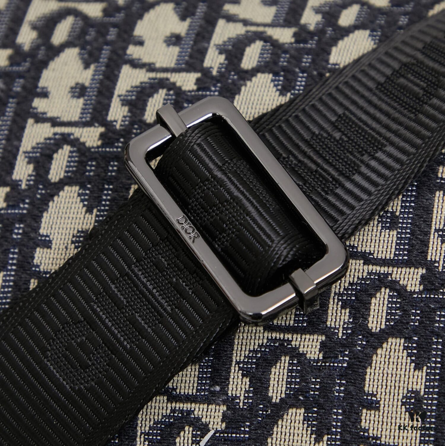 2025 Spring New Dior 8 Waist Bag with Box - King of Value for Money