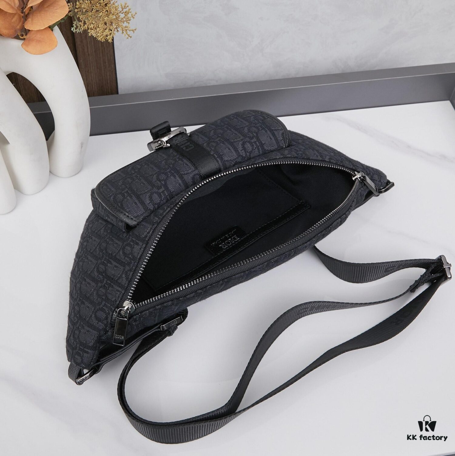 2025 Spring New Dior 8 Waist Bag with Box 💁🏻‍♂️ King of Value for Money