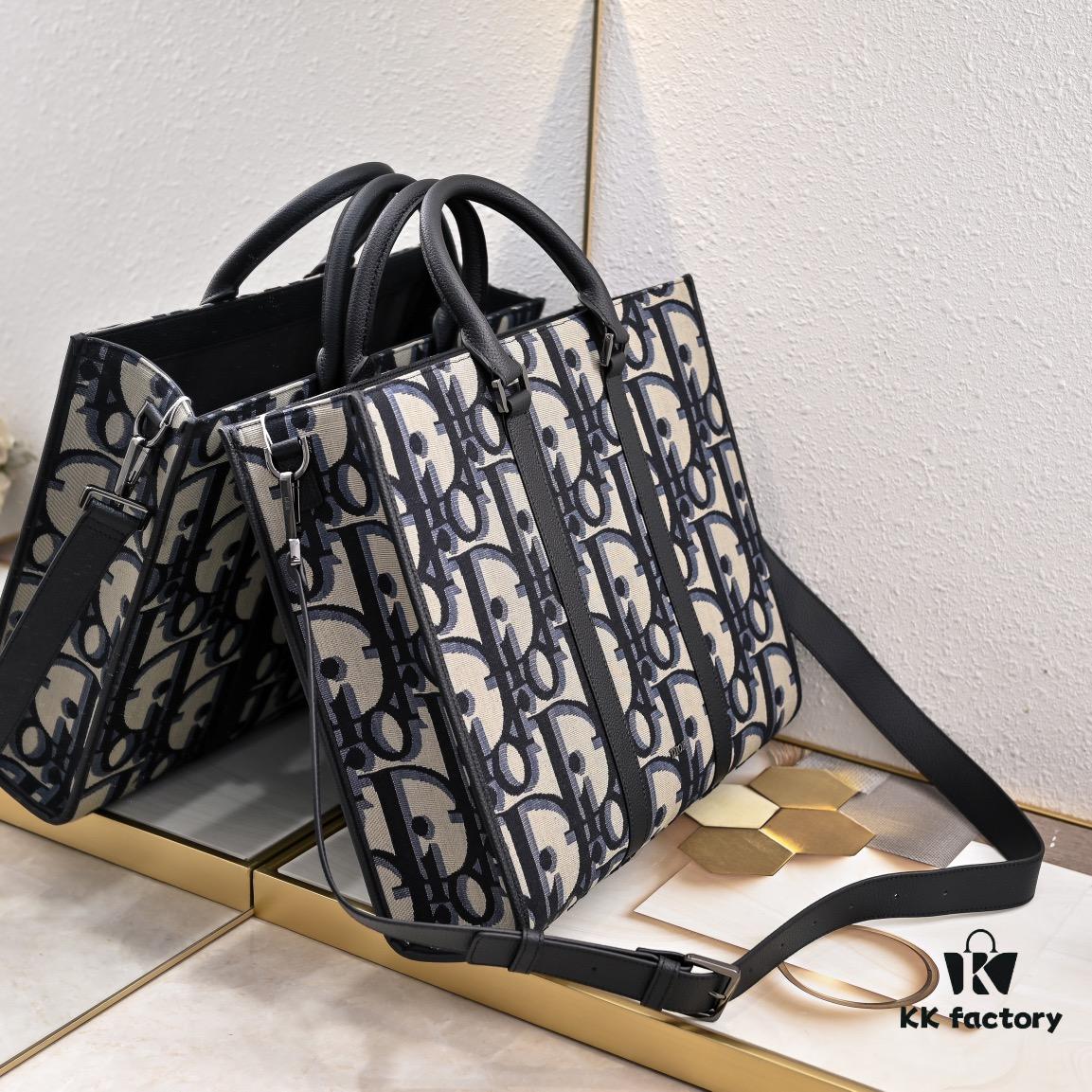 Top-Grade Original 🔥 Oblique Fabric East-West Handbag