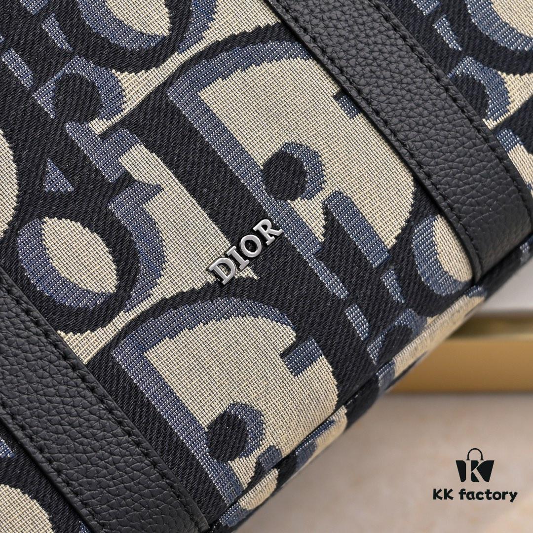 Top-Grade Original 🔥 Oblique Fabric East-West Handbag