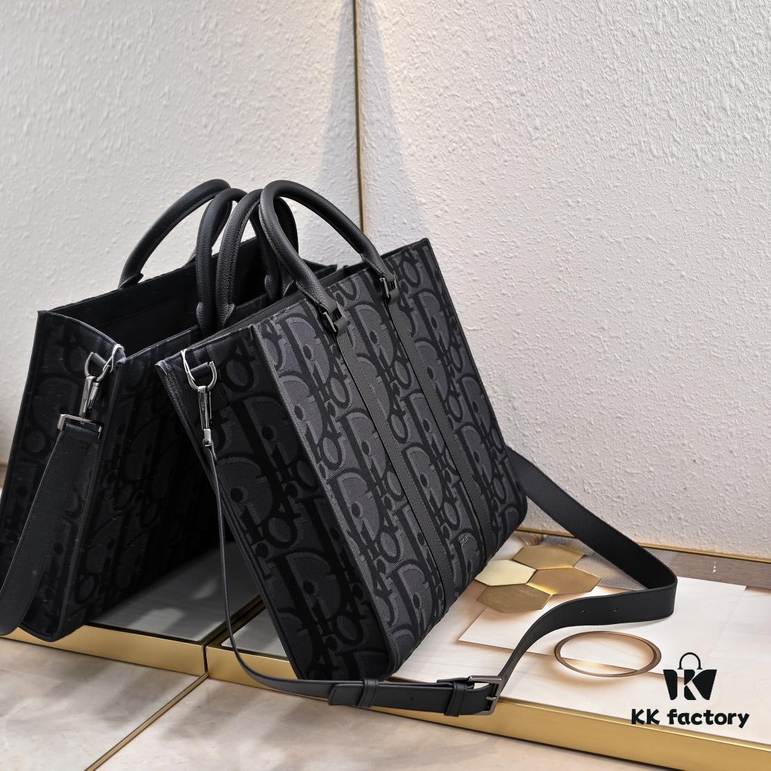 Luxury Original Oblique Fabric East-West Handbag