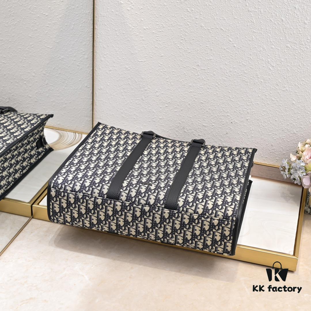 Luxury Original Oblique Fabric East-West Handbag