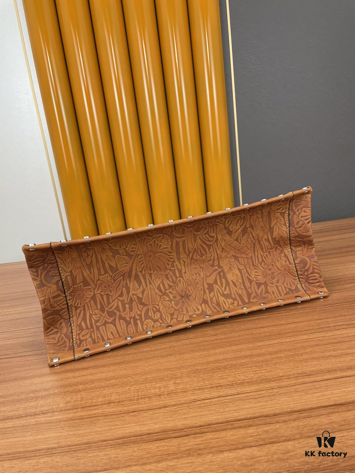 Large and Medium Size | Handcrafted Leather Carved Artistic Dior Early Spring New Arrival Tote Shoulder Bag