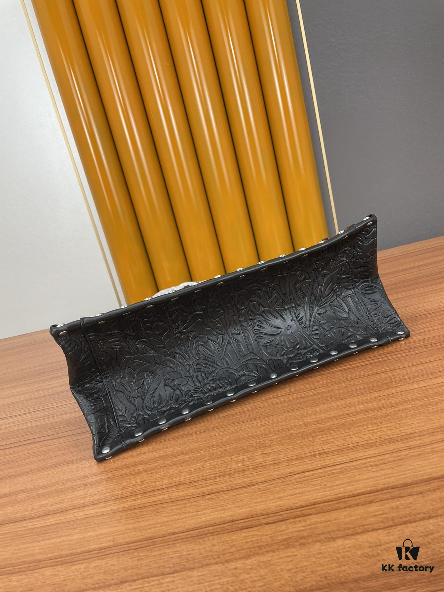 Large and Medium Size | Handcrafted Leather Sculpture Art Piece 👑 Dior Spring Collection Shopping Tote Shoulder Bag 🎒