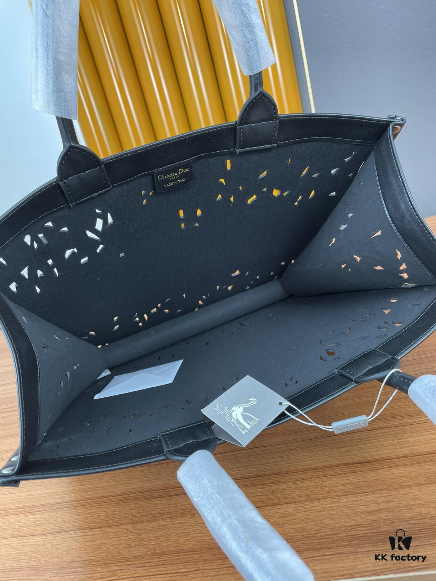 Large and Medium Size | Handcrafted Leather Sculpture Artwork 👑 Dior Spring Collection Latest Tote Bag Shoulder Bag 🎒 Official Website Series Runway Style