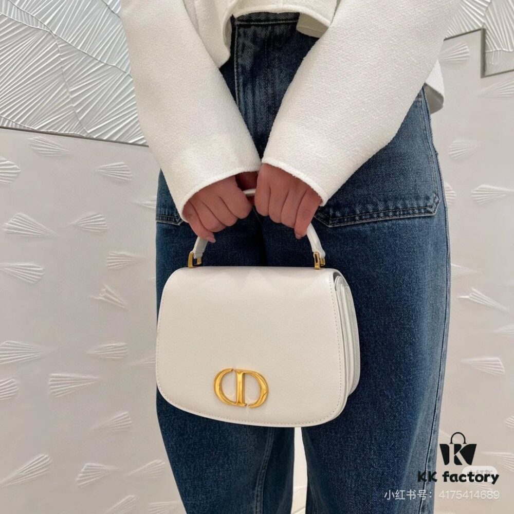 30 Montaigne Avenue Top Handle Bag (With Box) - Medium Size