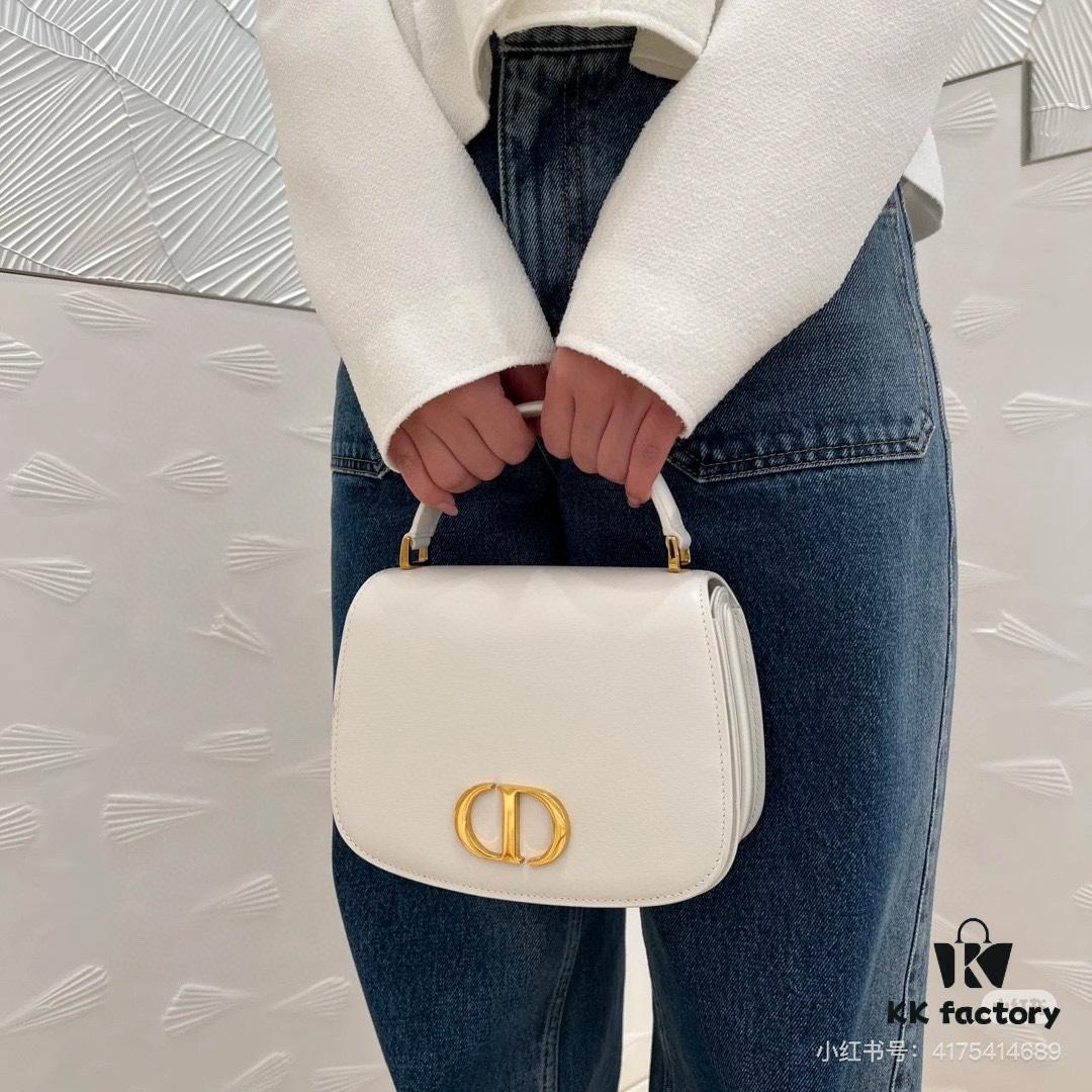 30 Montaigne Avenue Top Handle Bag (With Box) - Medium Size