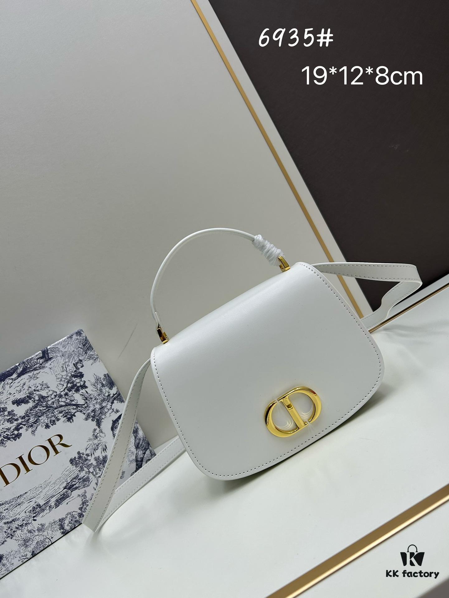 30 Montaigne Avenue Top Handle Bag (with Box) - Midsize Black Calfskin Handbag from Dior's Winter 2024 Ready-to-Wear Collection