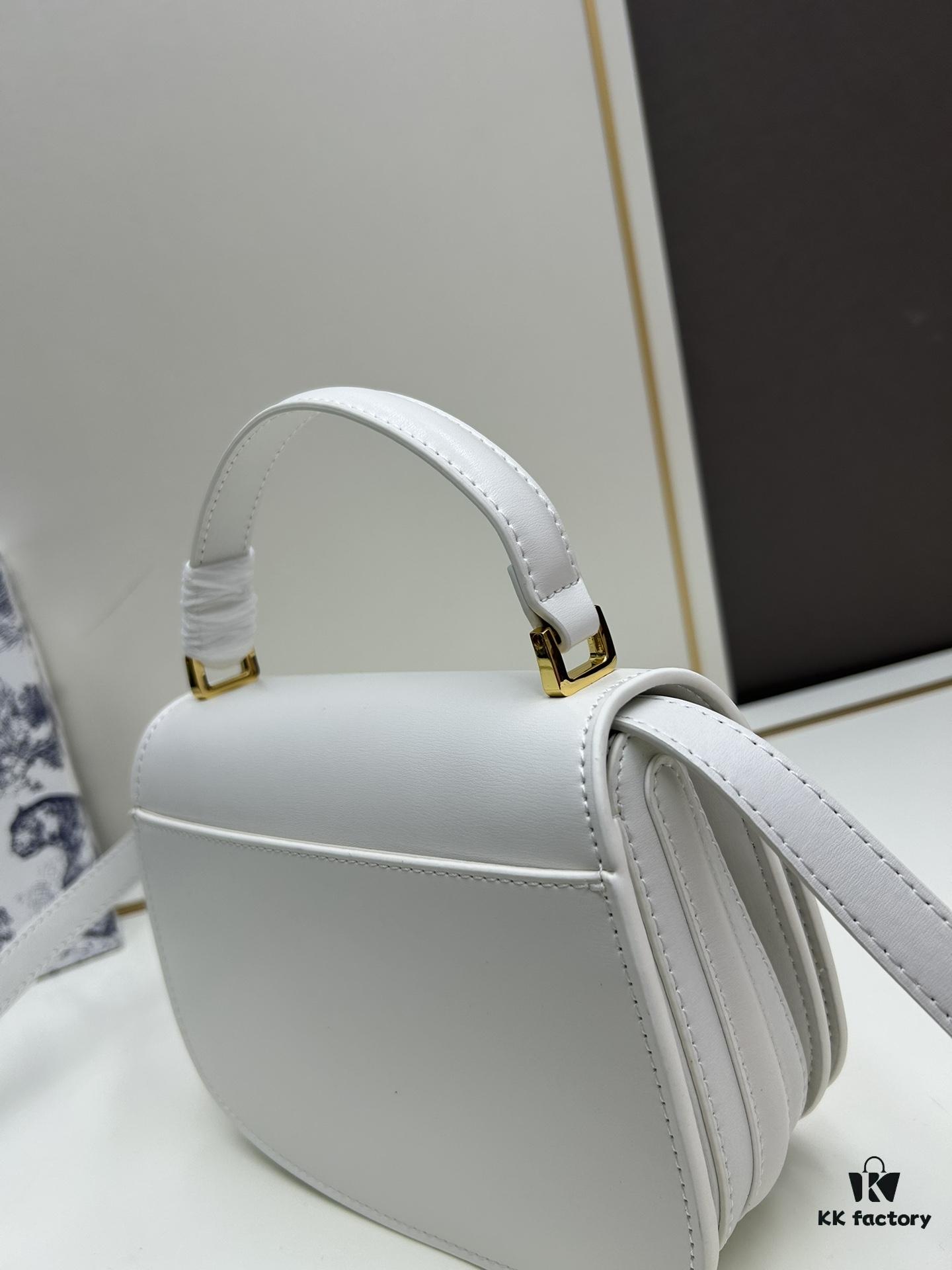 30 Montaigne Avenue Top Handle Bag (With Box) – Medium Size, Black Calfskin with CD Clasp