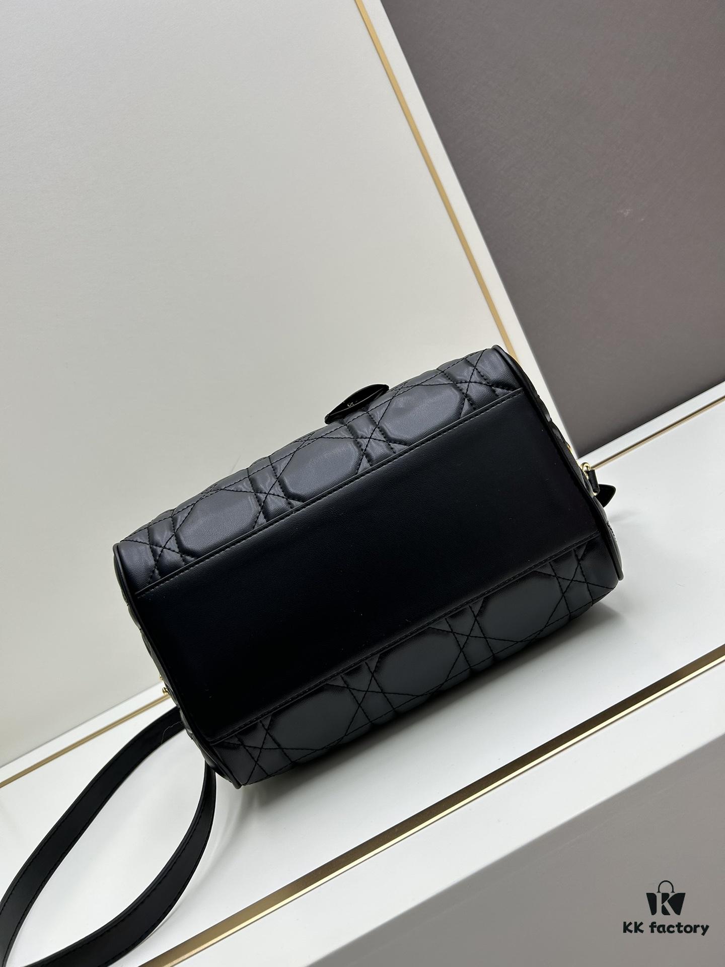 Dior Groove 25 Handbag