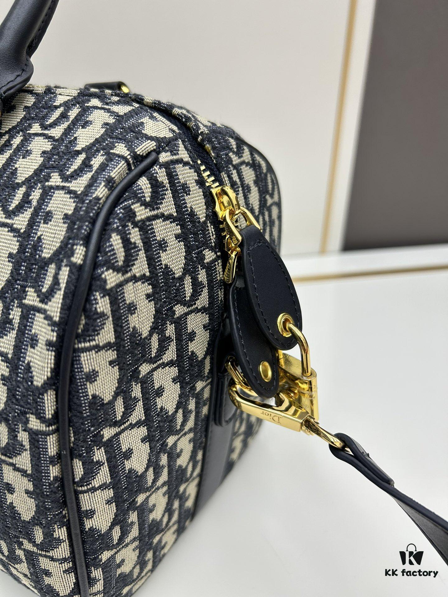 Dior Groove 25 Handbag in Blue Oblique Print Canvas