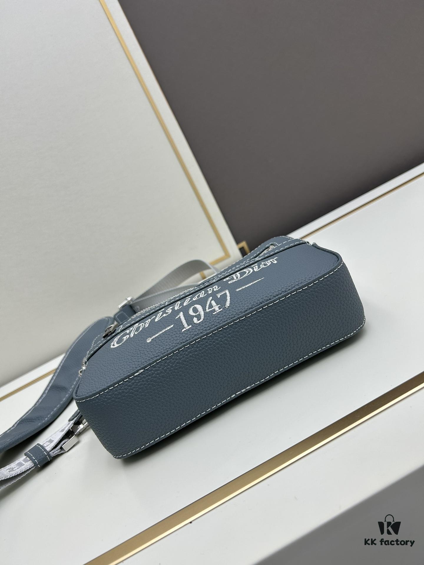 Dior Gray Grain Calfskin Camera Bag ||| Ready Stock