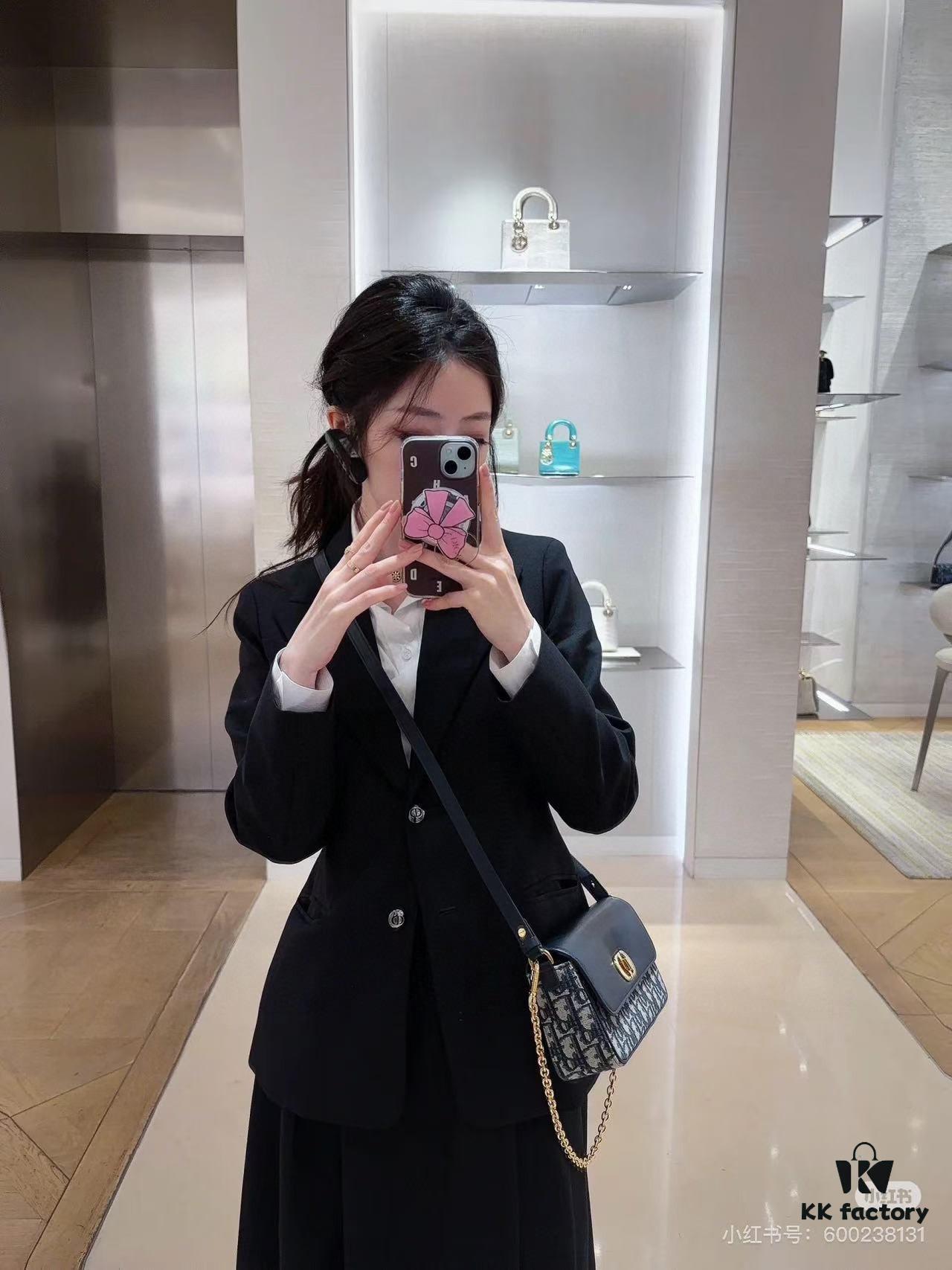 Dior 2024 Fall/Winter Runway Eyeshade Sunglasses VeryDior M1U