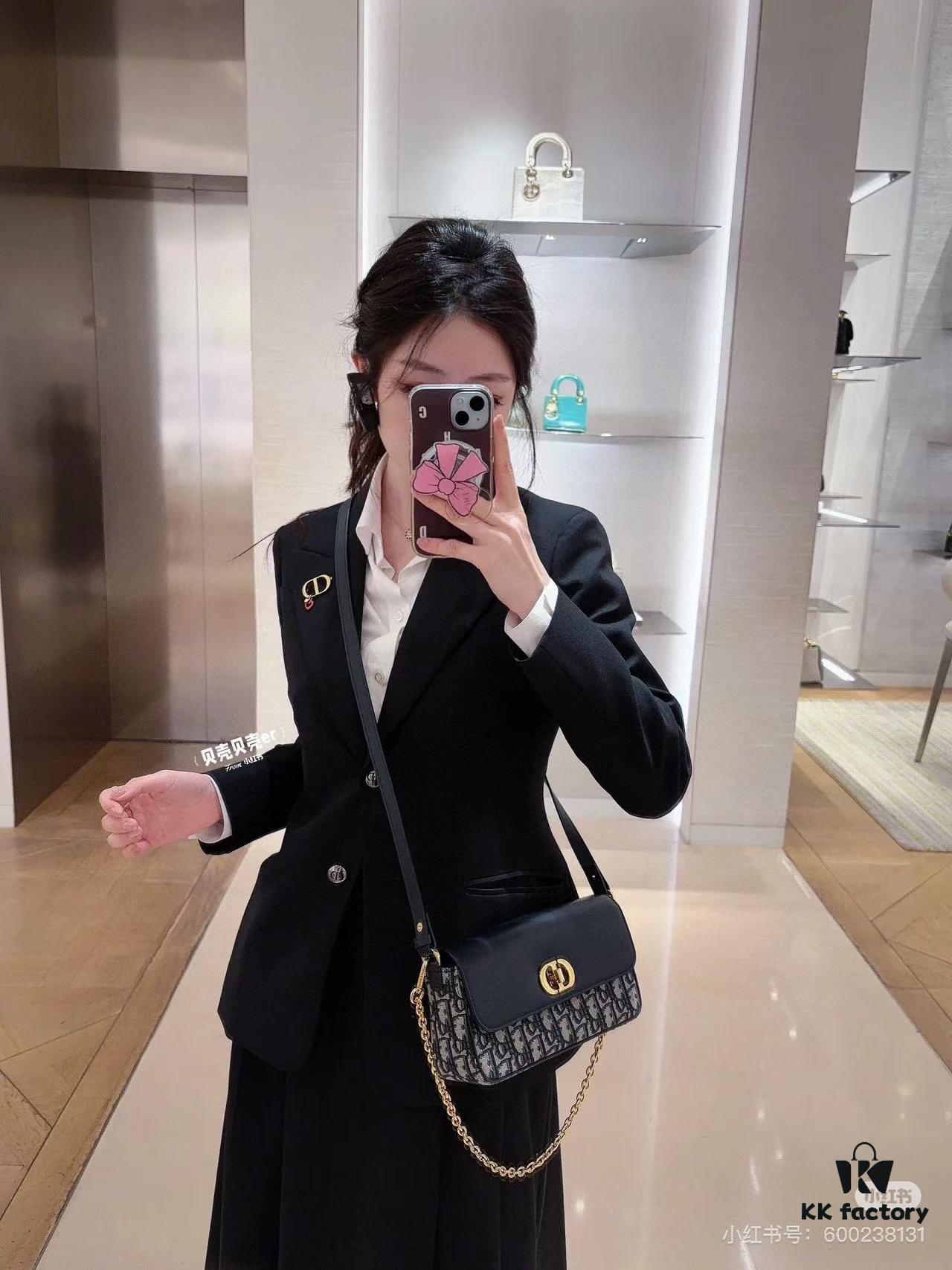 Dior 2024 Fall/Winter Runway Eyeshade Sunglasses VeryDior M1U