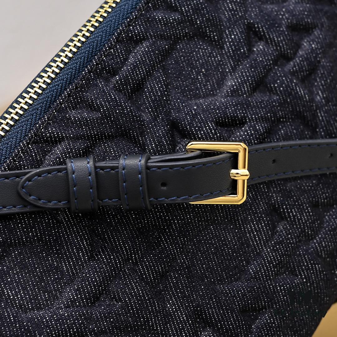 Embossed Diorstar Hobo Chain Bag