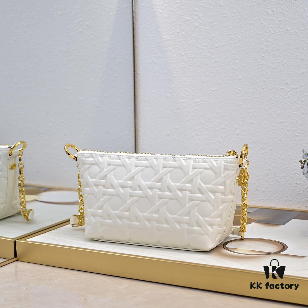 Embossed Diorstar Hobo Chain Bag