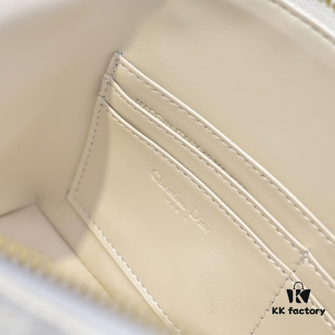 Embossed Diorstar Hobo Chain Bag