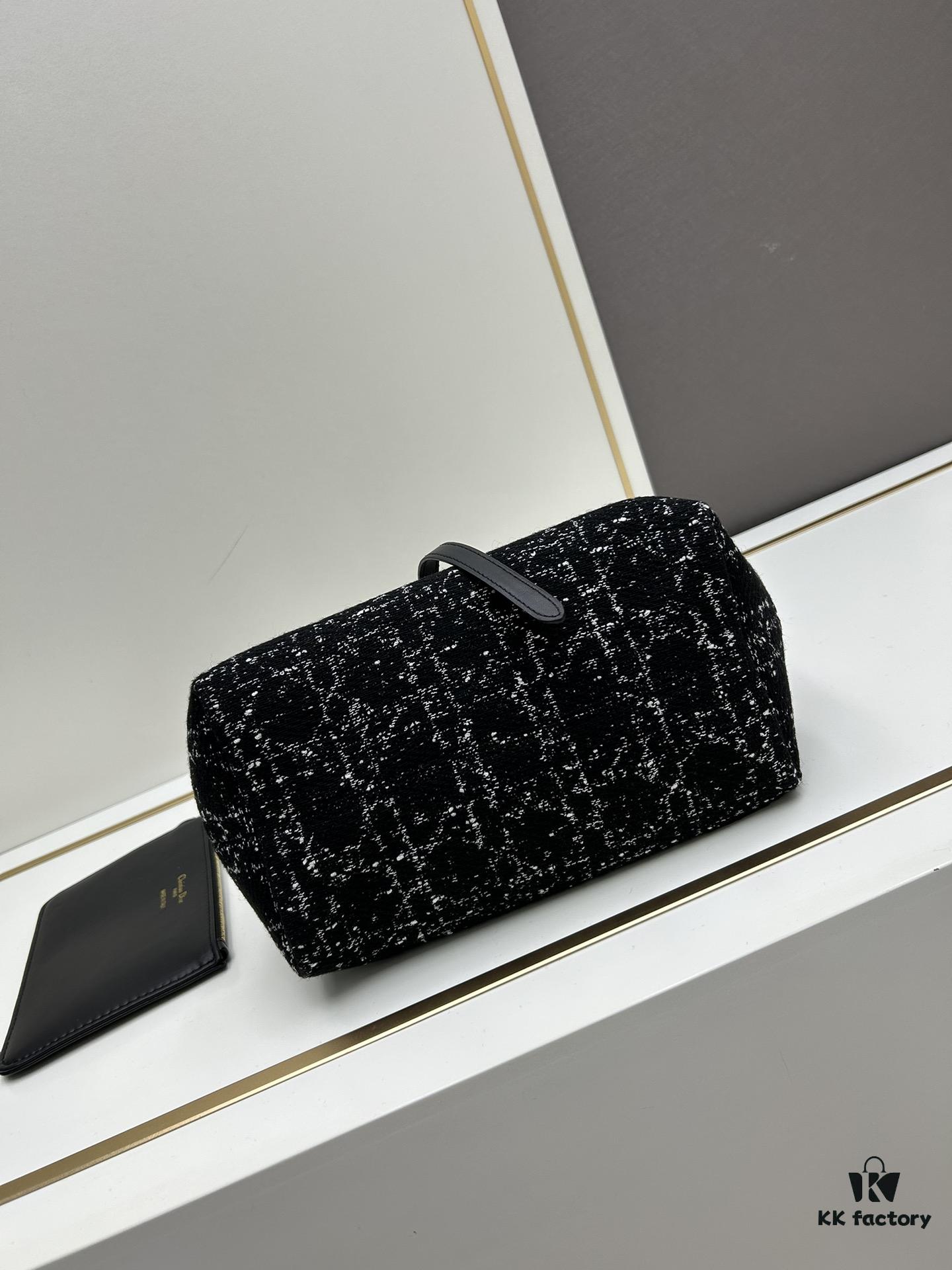 Small Dior Toujours Bag